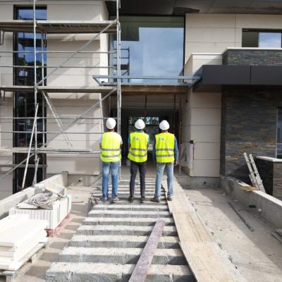 Equipa F.J.Aluminios em obra